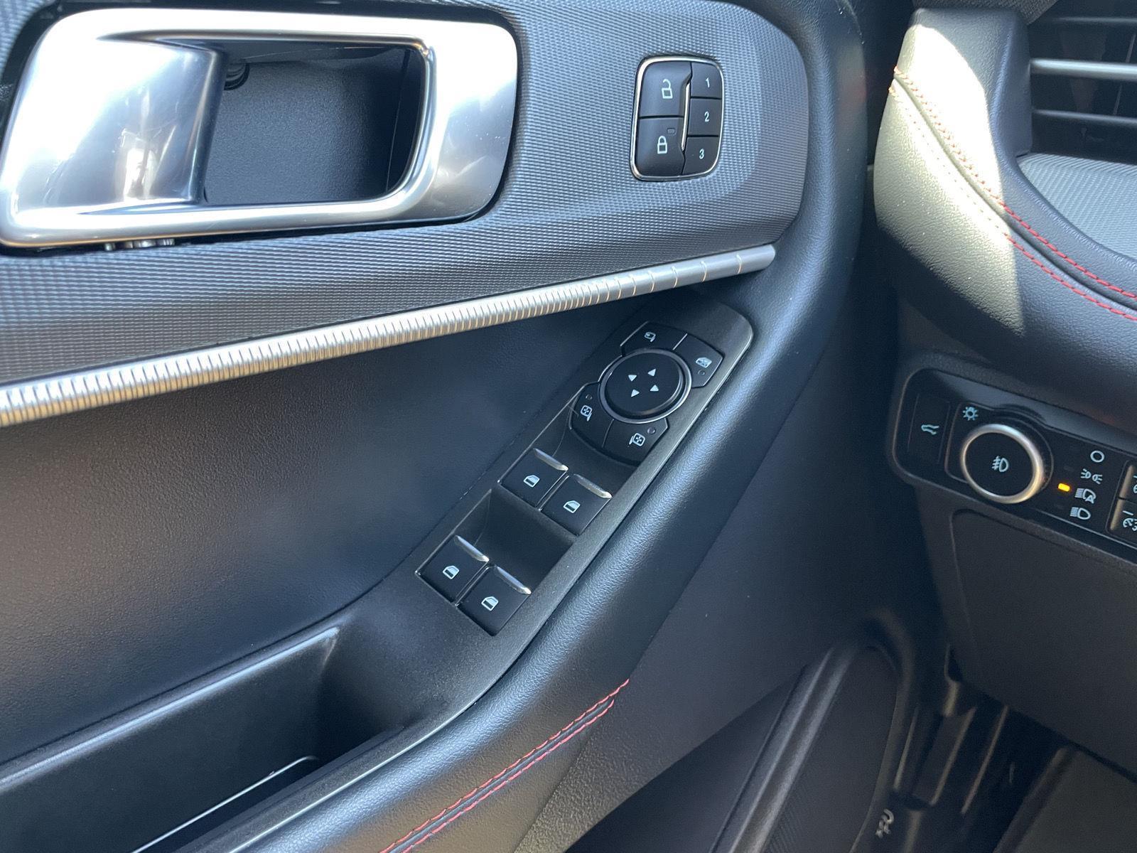 Used 2025 Ford Explorer for sale in Lincoln NE