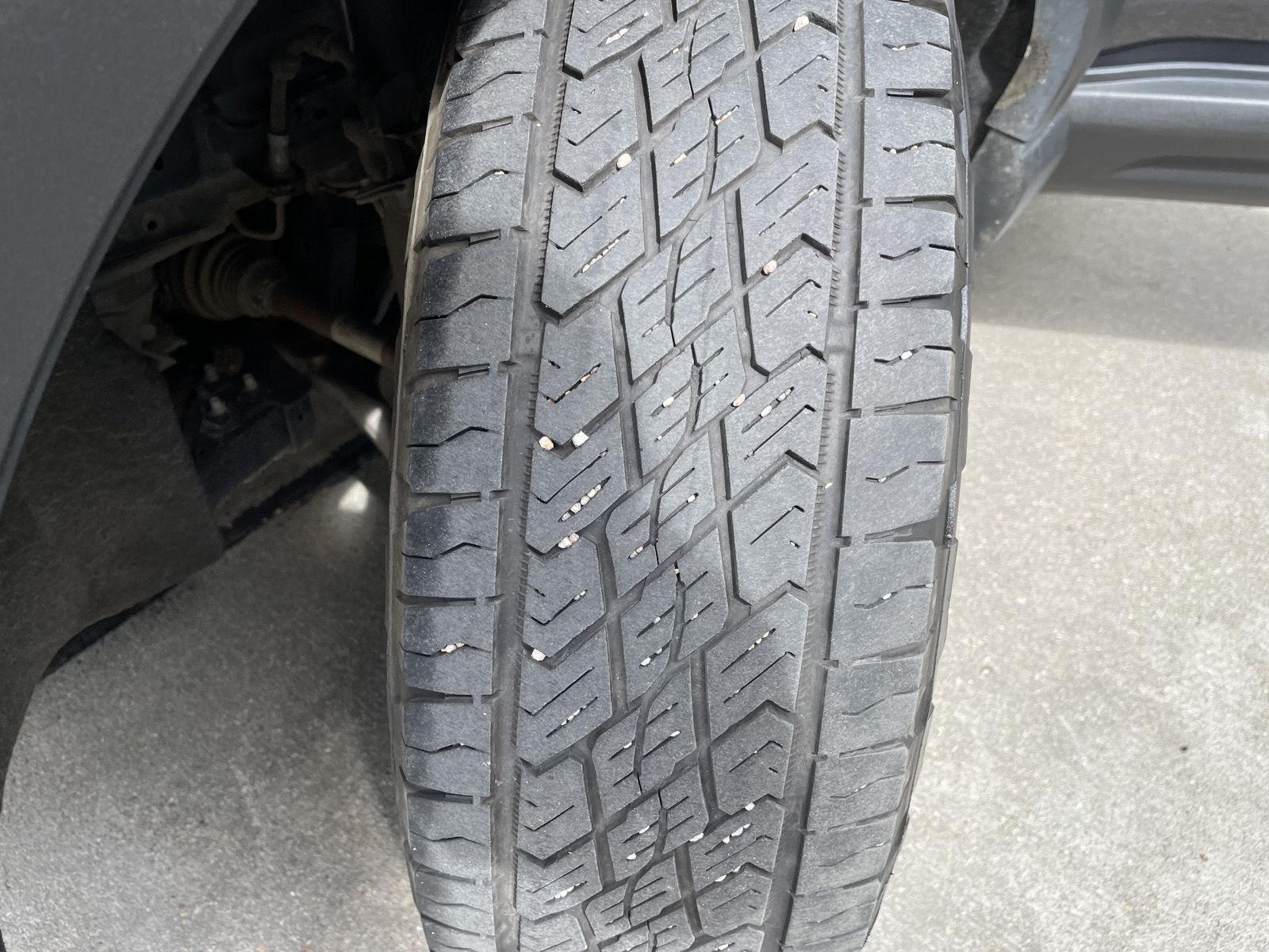 Vehicle photo 11