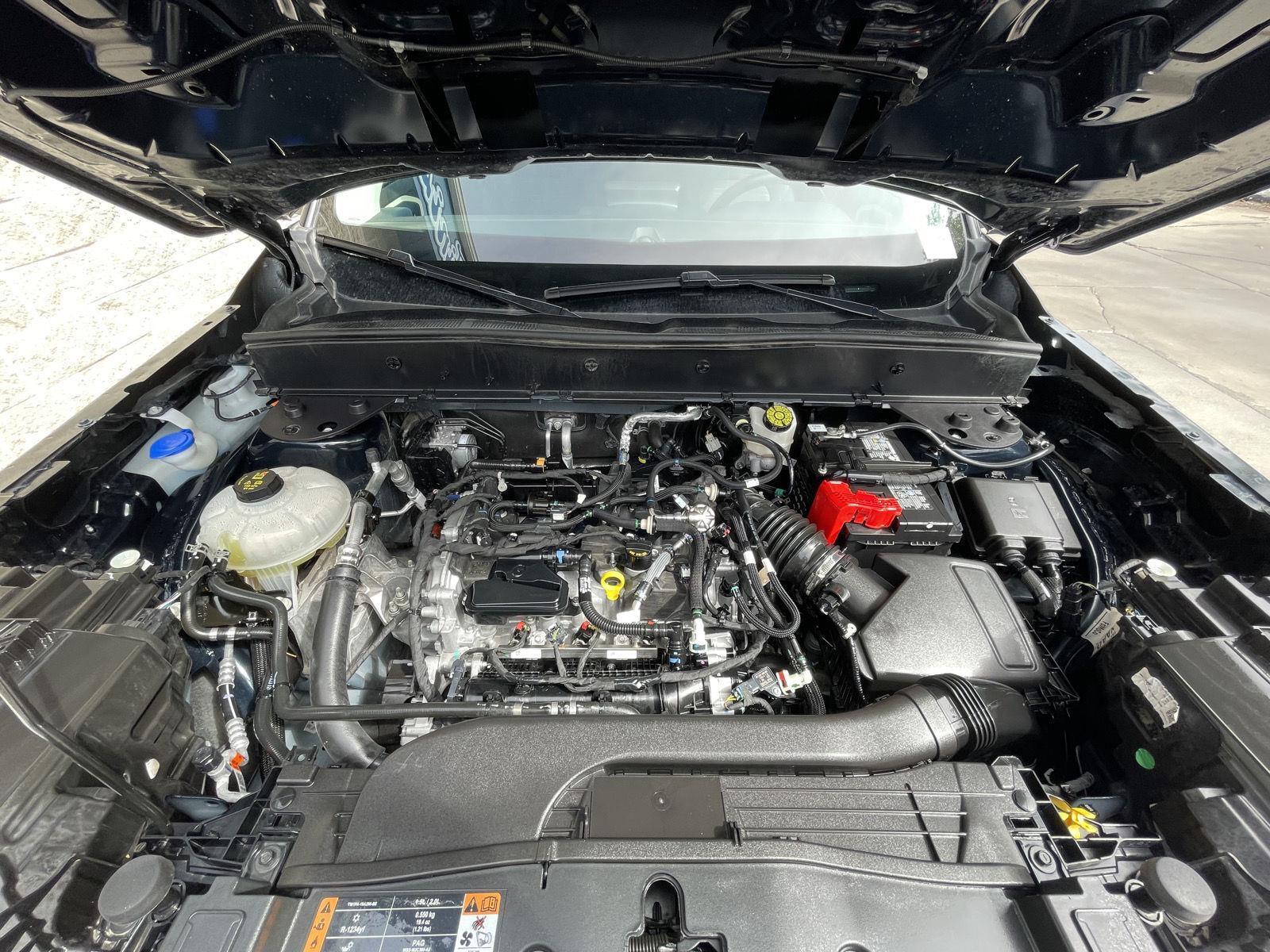 Vehicle photo 34