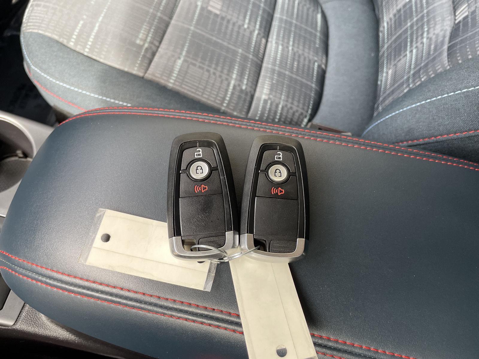Vehicle photo 37