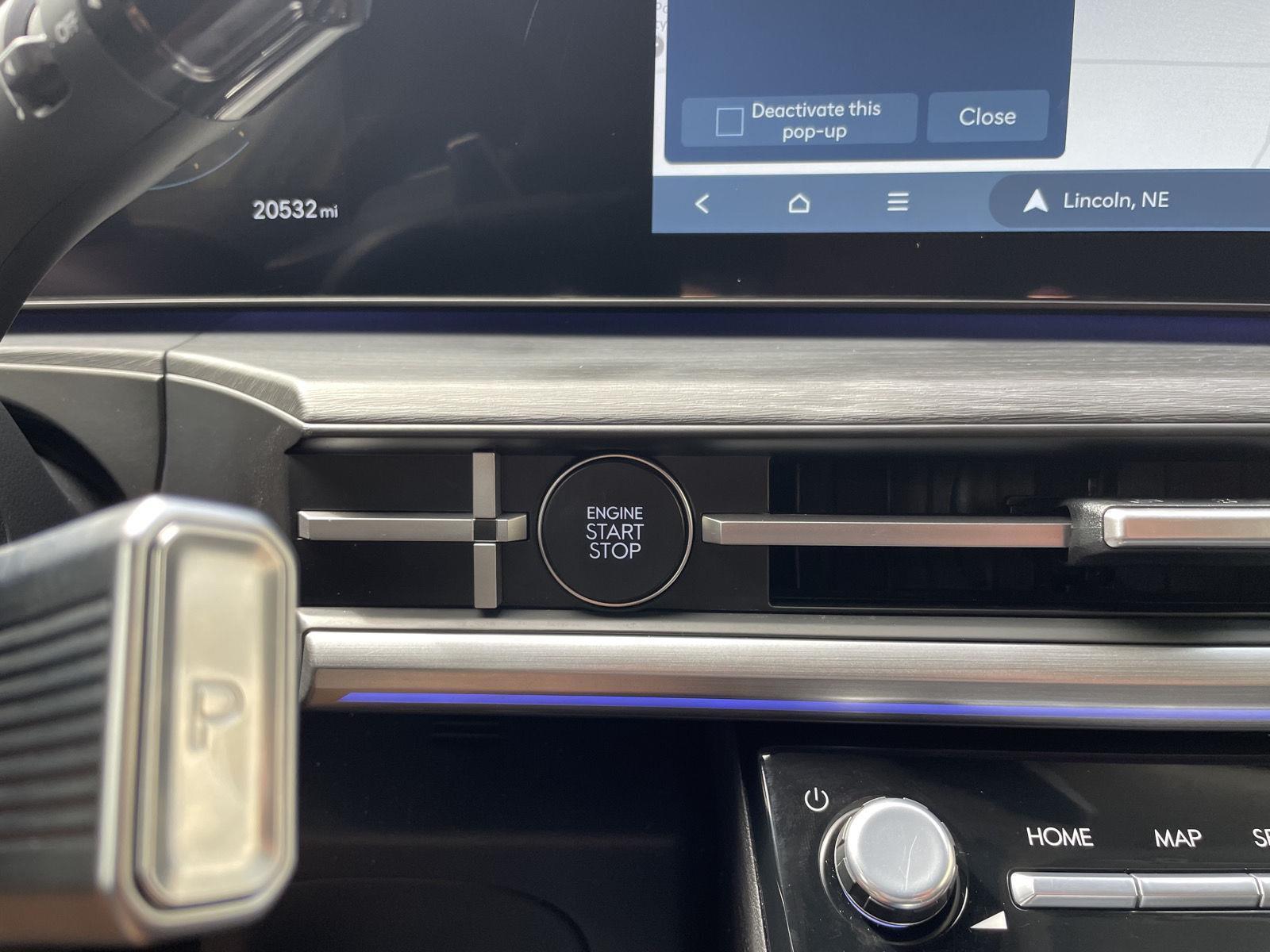 Vehicle photo 27