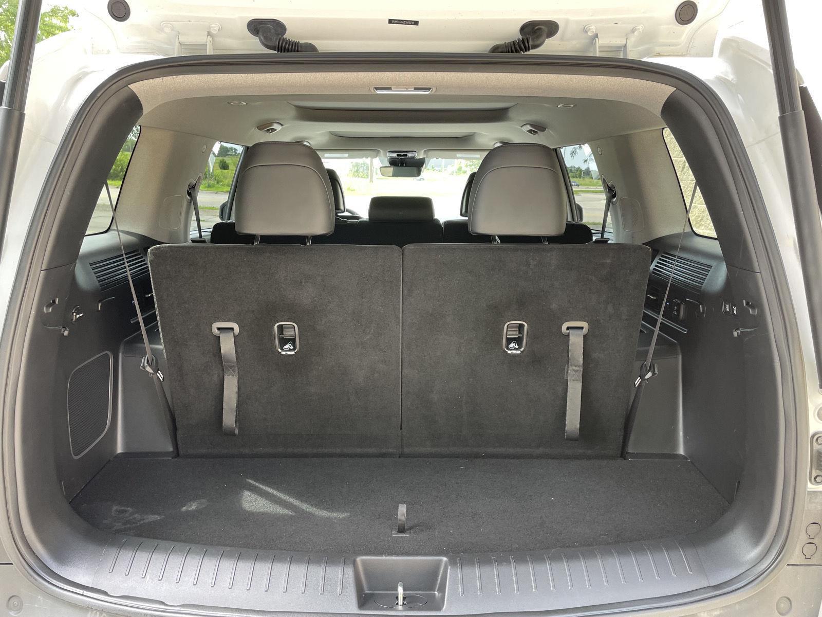 Vehicle photo 37