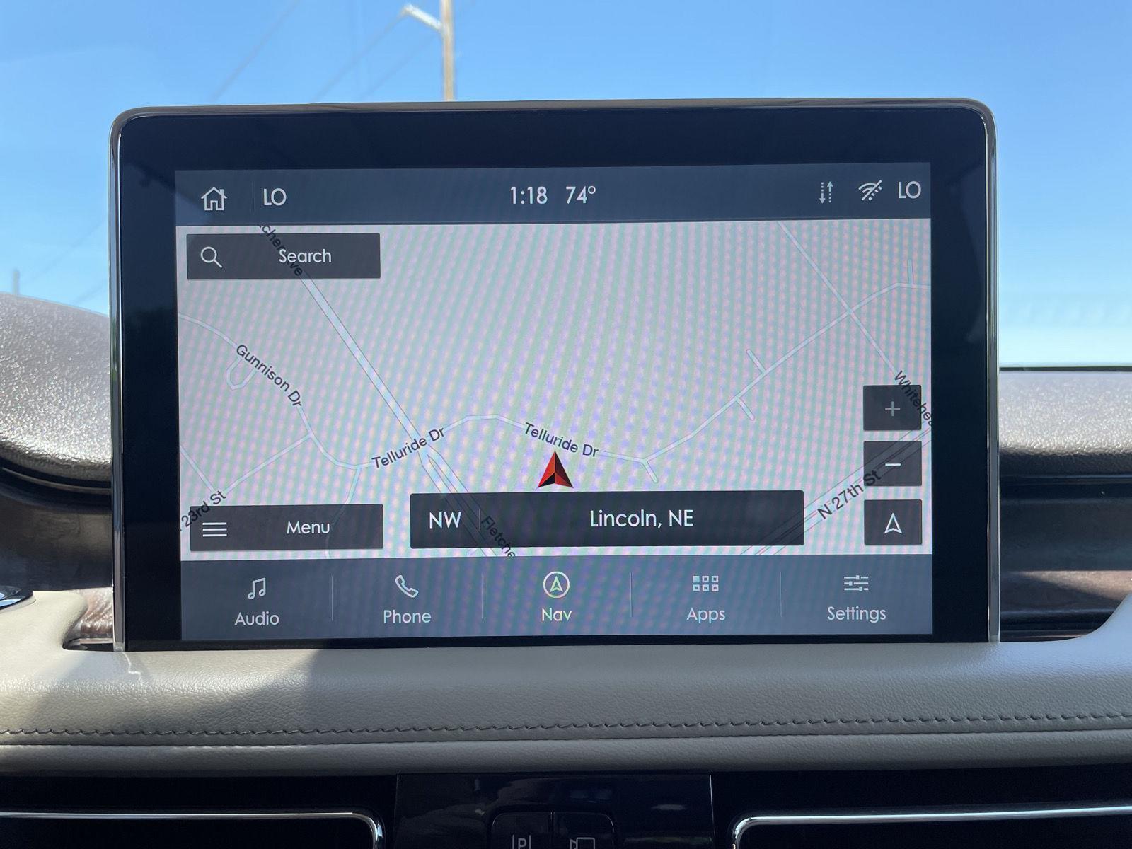 Vehicle photo 28