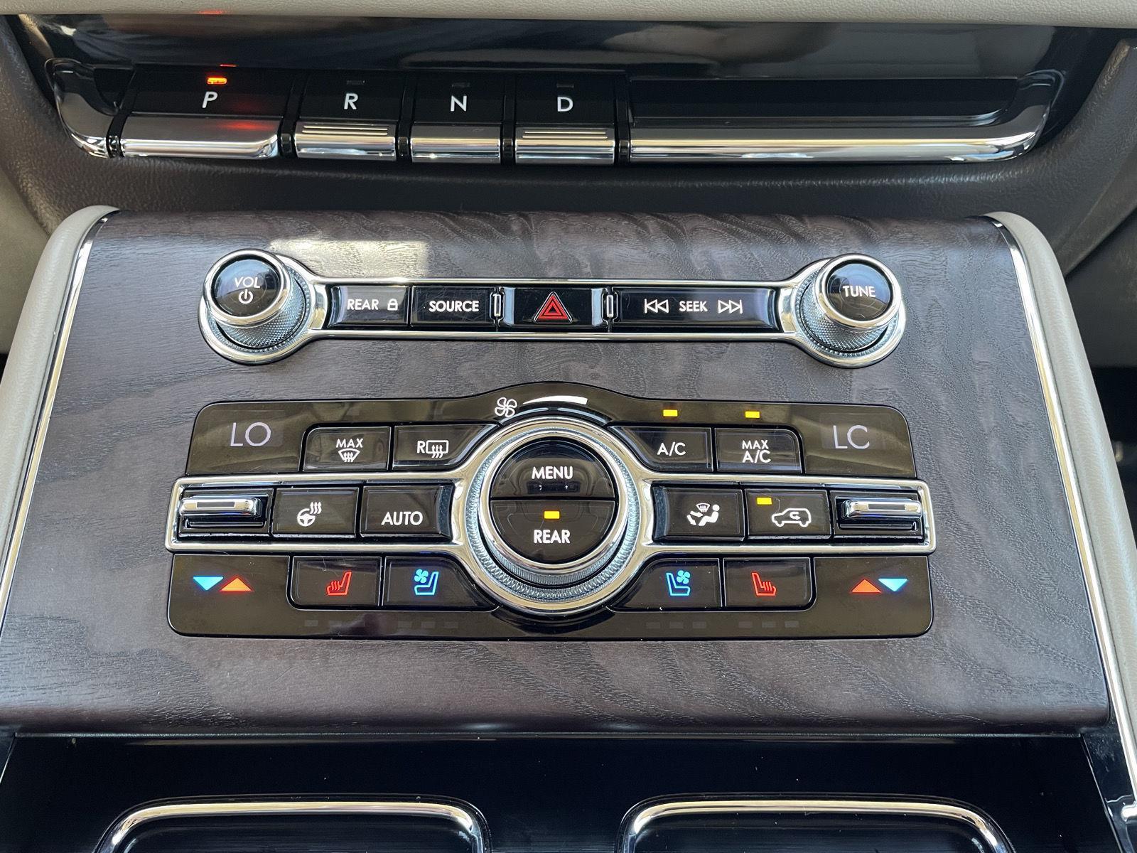 Vehicle photo 31