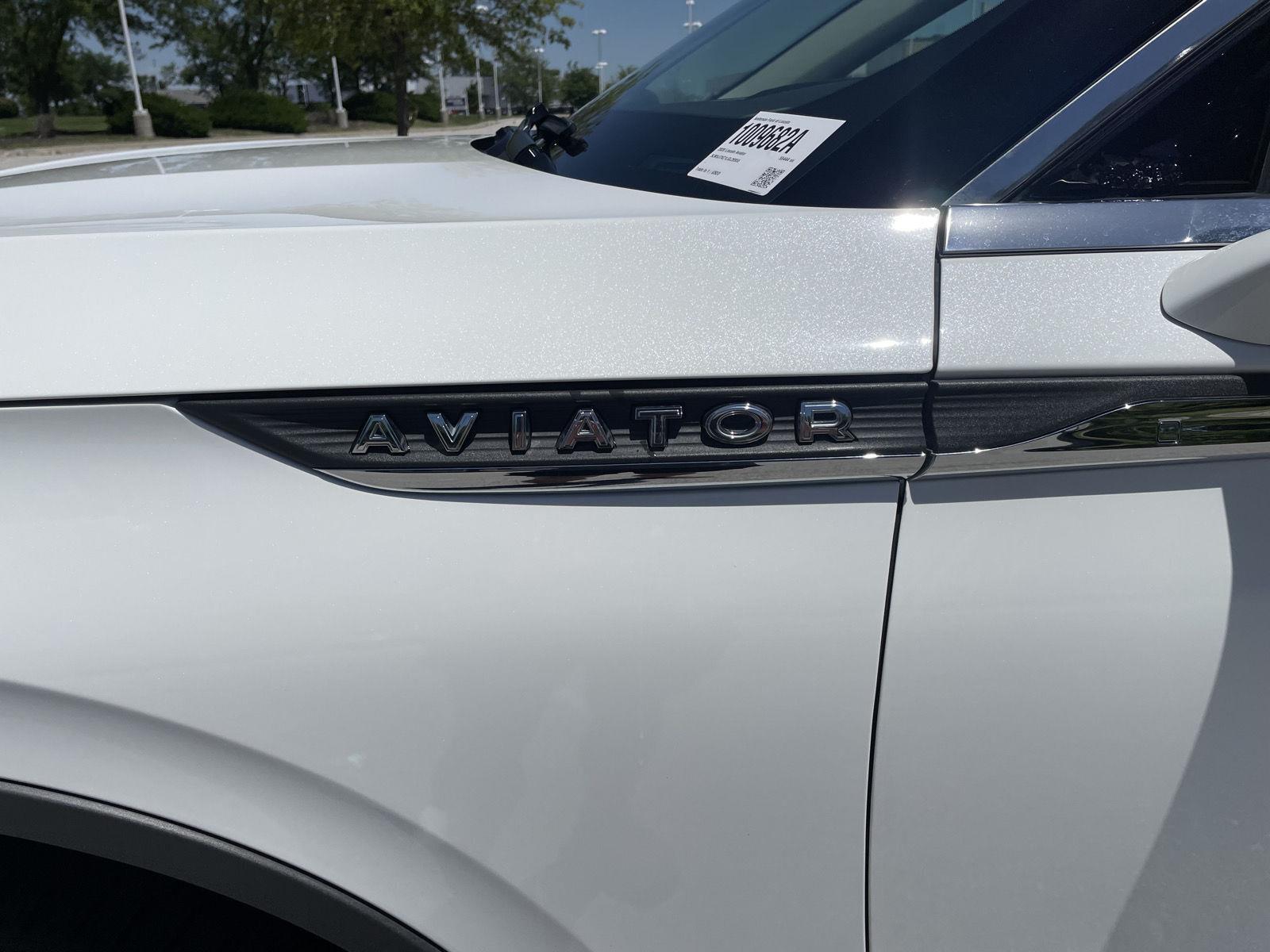 Vehicle photo 45