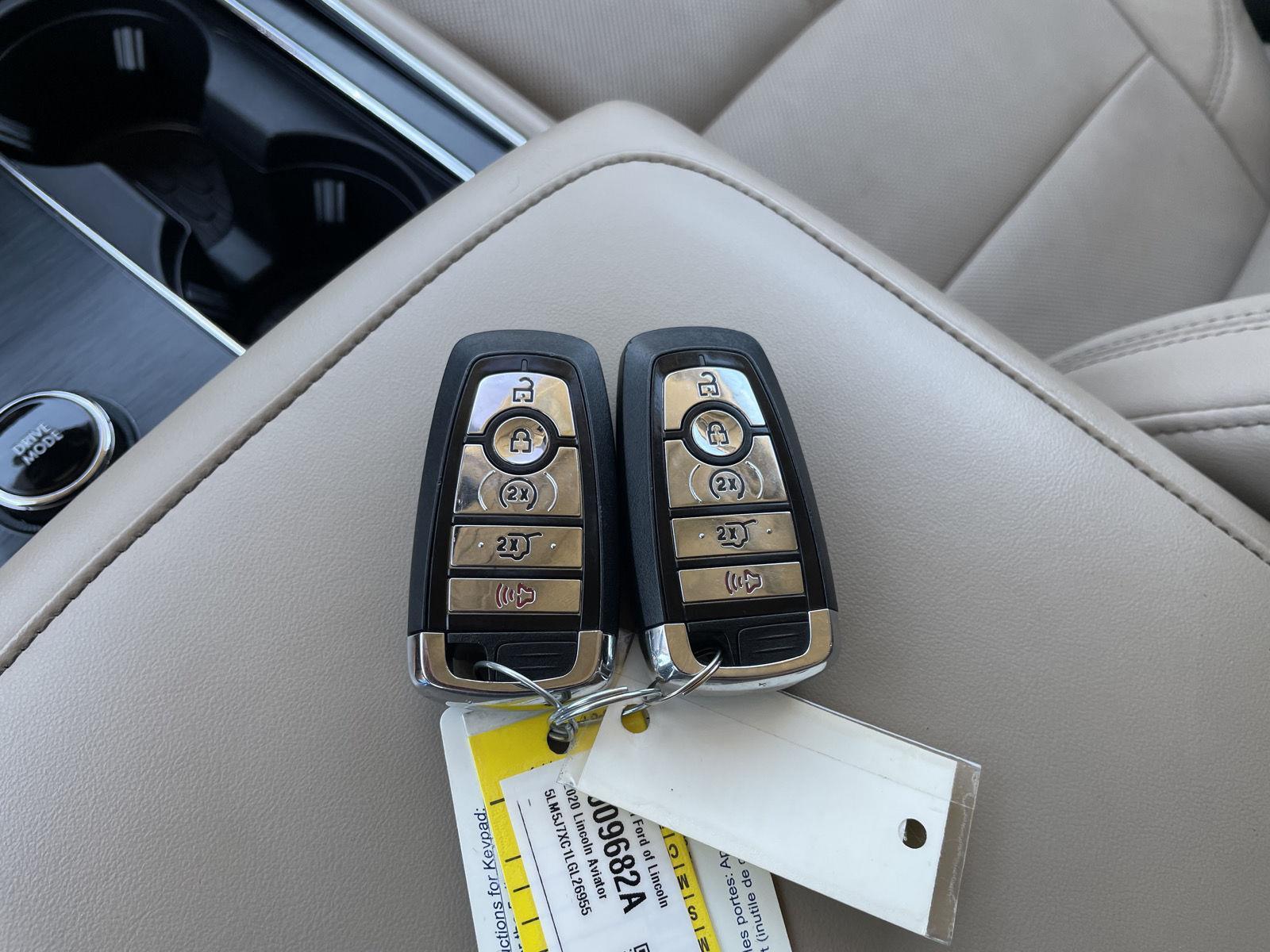 Vehicle photo 46