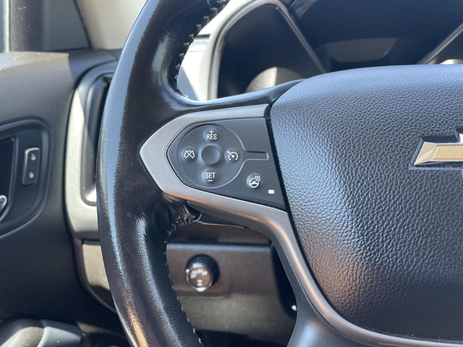 Vehicle photo 13
