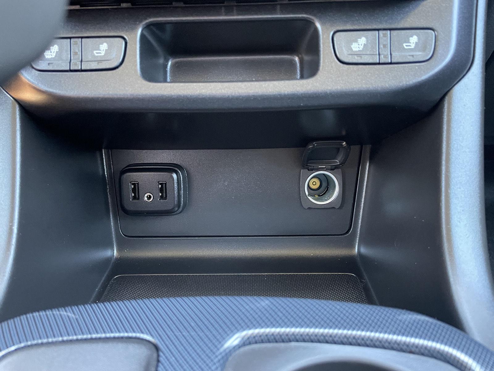 Vehicle photo 27