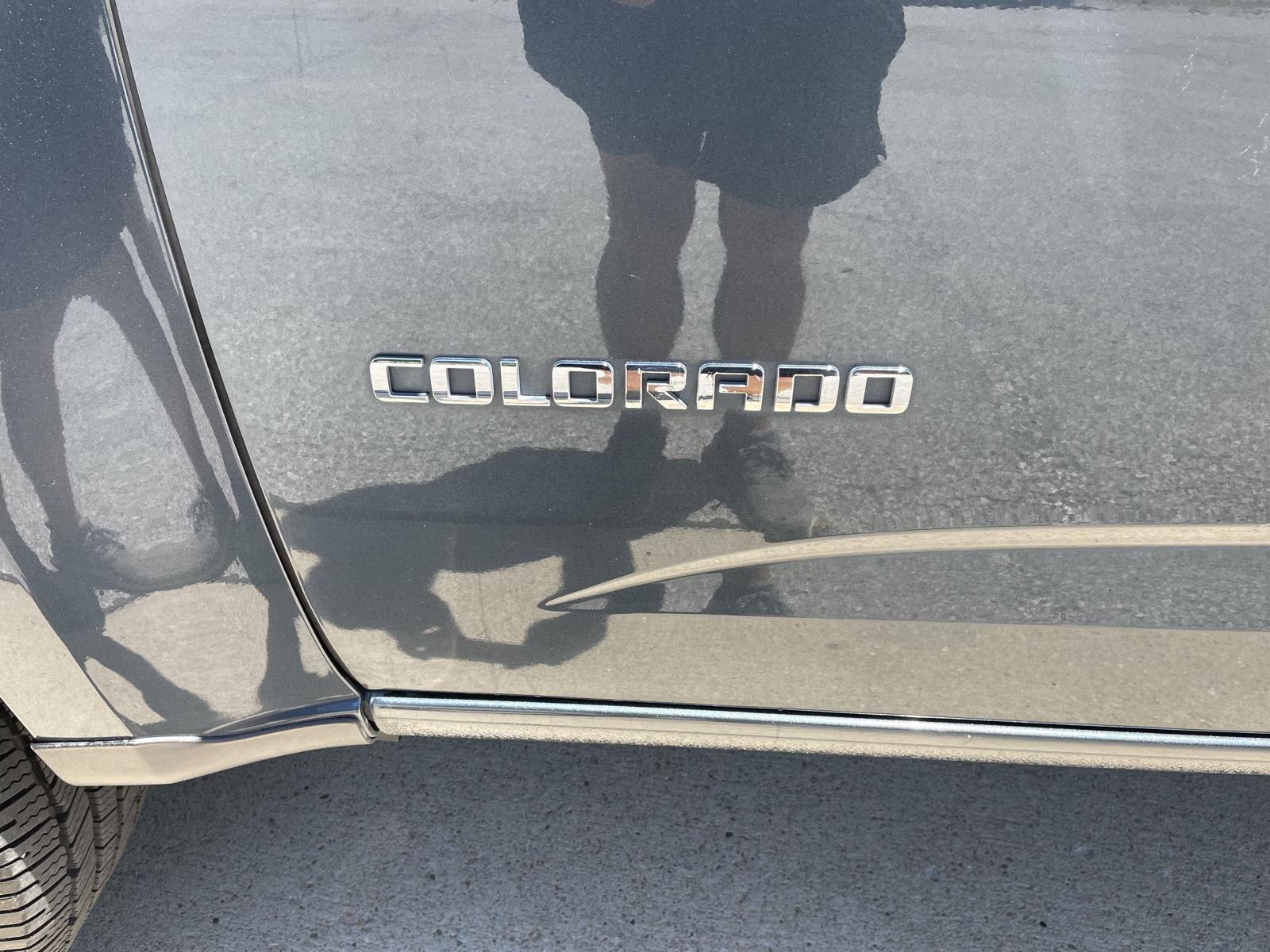 Vehicle photo 37