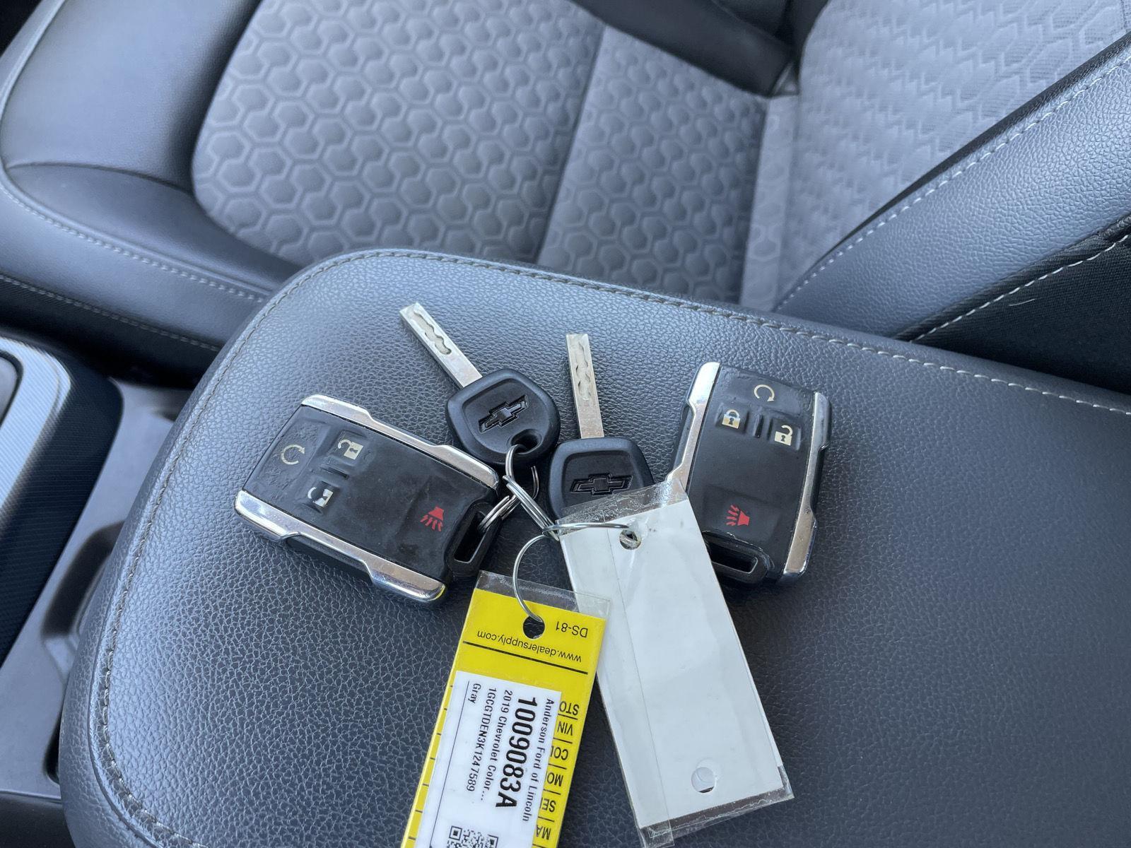 Vehicle photo 38