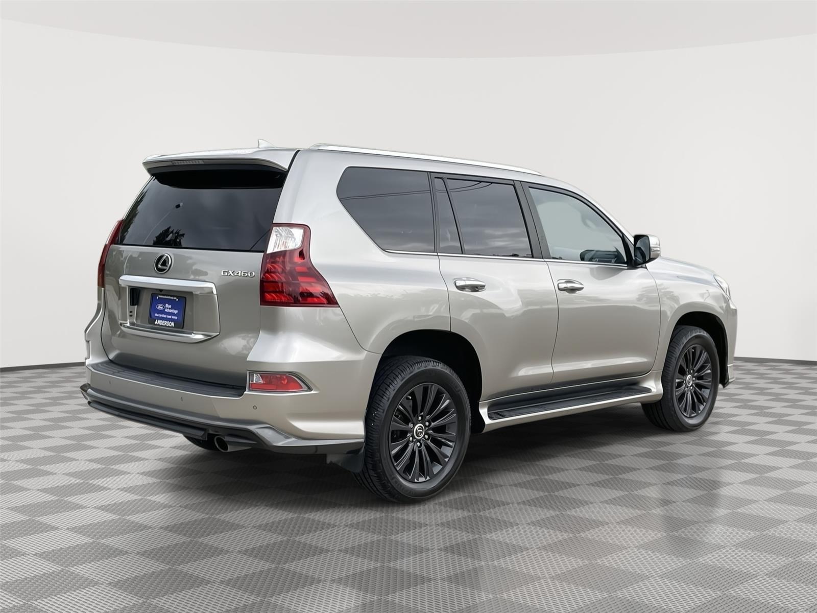 Vehicle photo 7