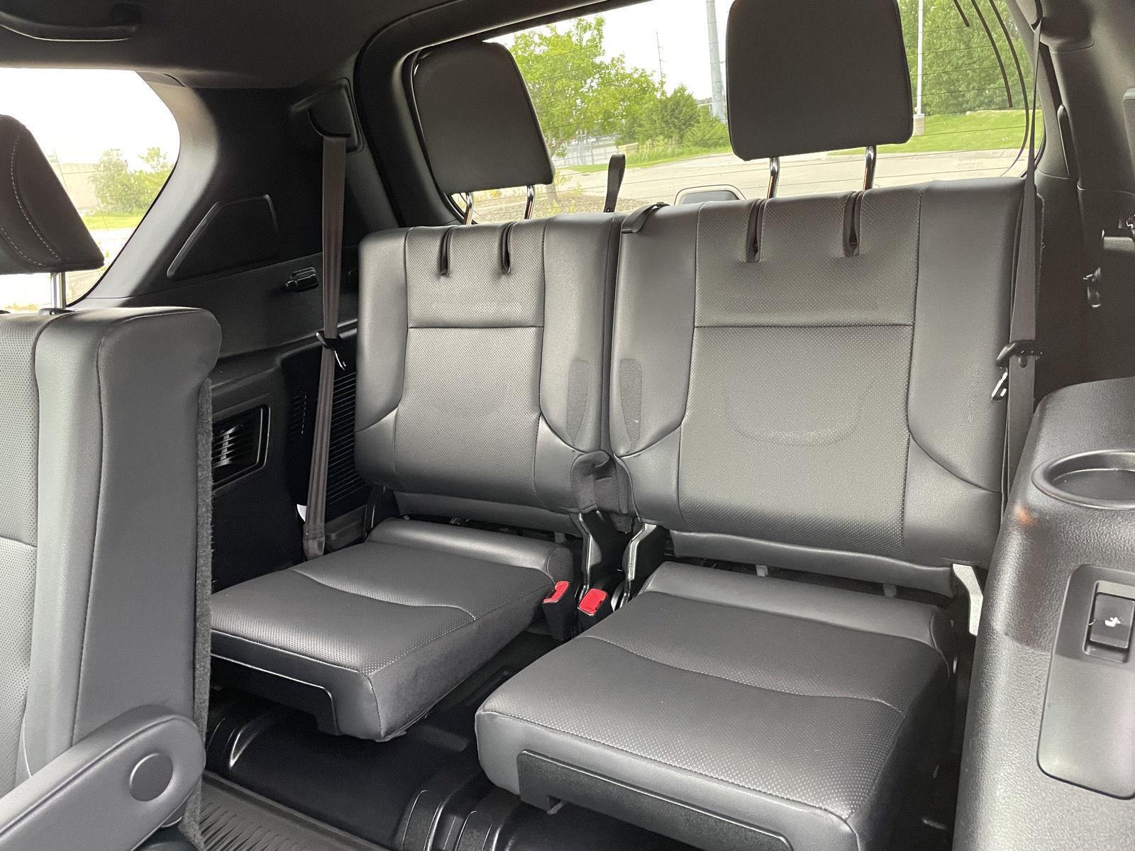 Vehicle photo 22