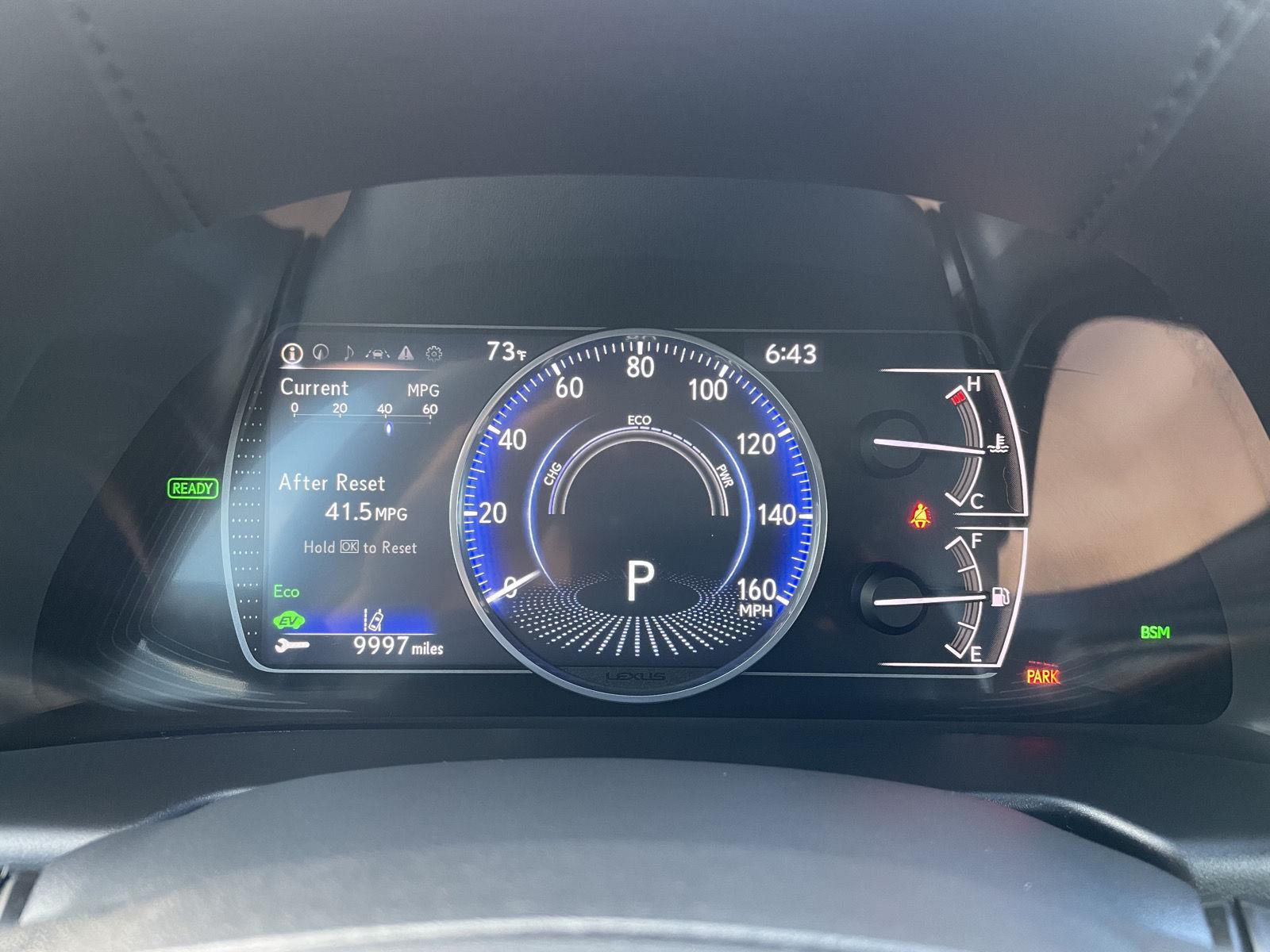 Vehicle photo 15