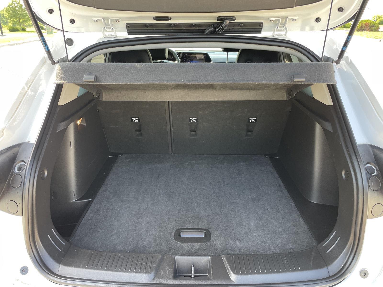 Vehicle photo 33