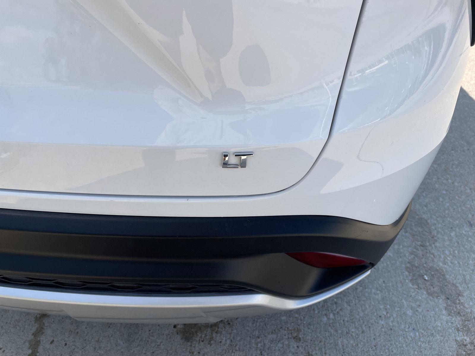 Vehicle photo 35