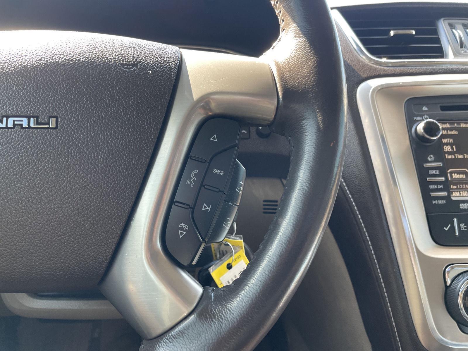 Vehicle photo 14