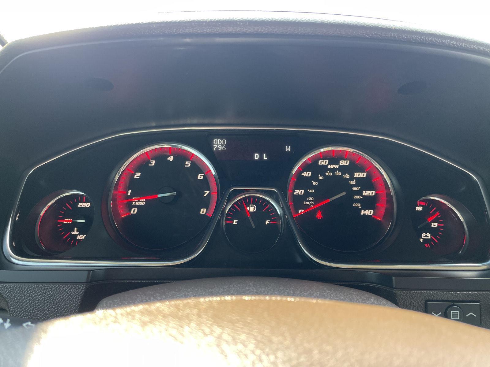 Vehicle photo 15