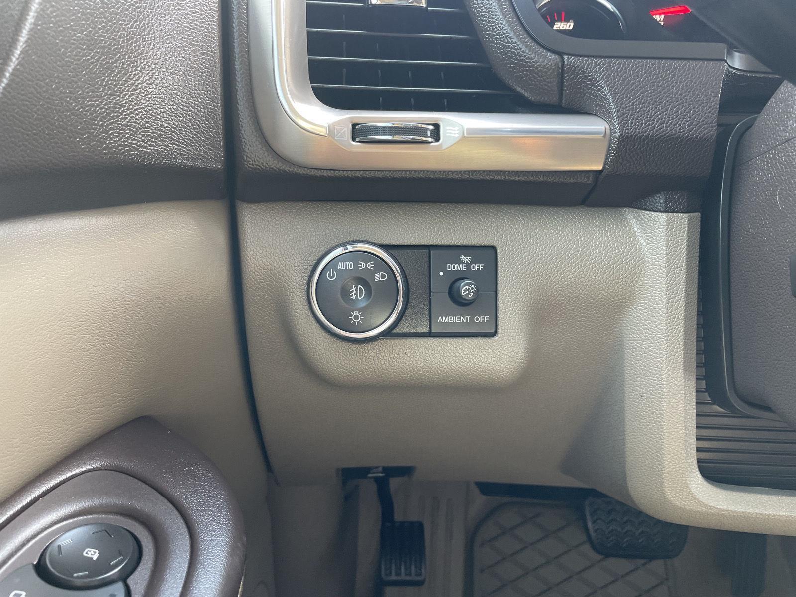 Vehicle photo 16