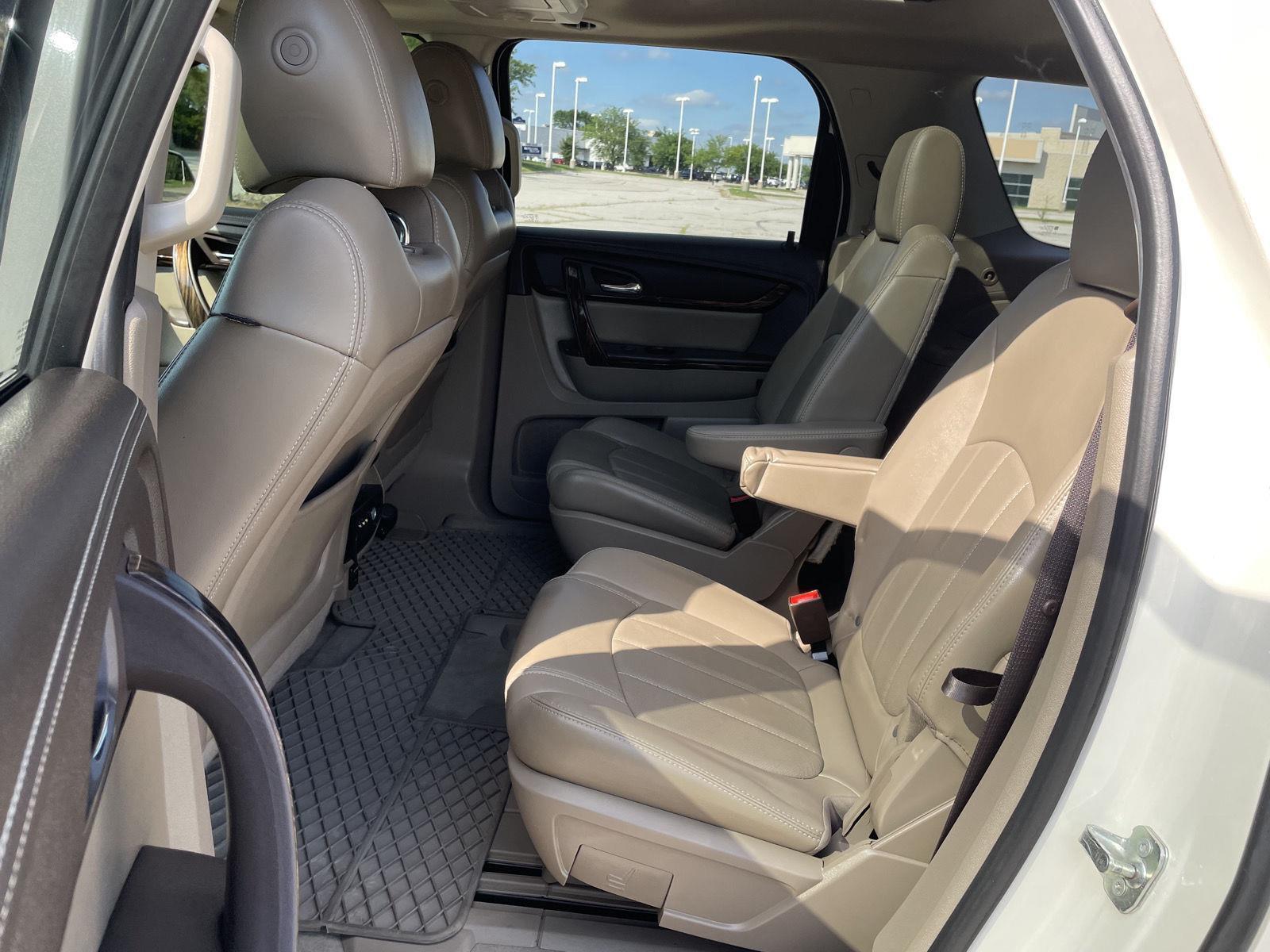 Vehicle photo 20