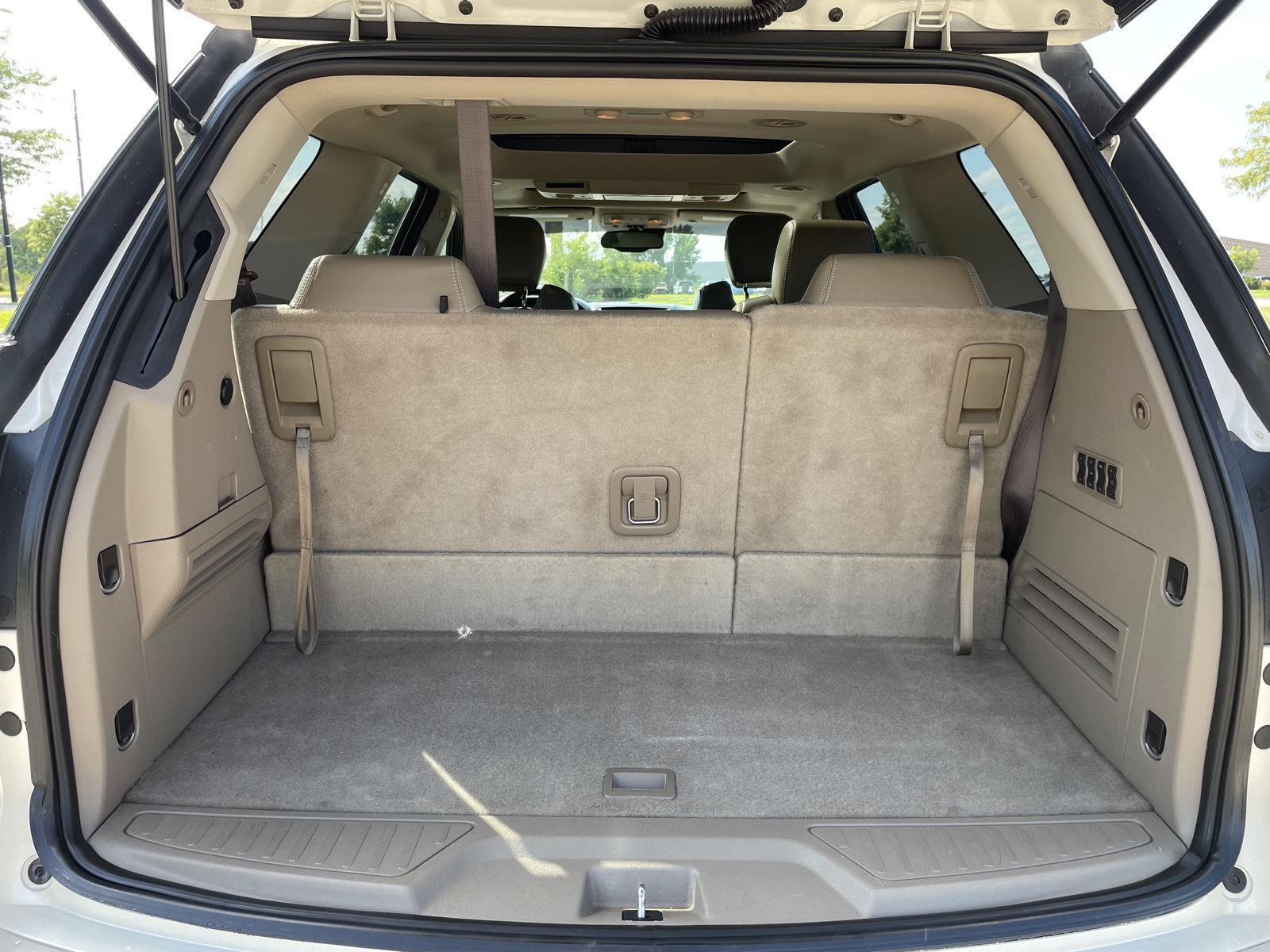 Vehicle photo 38