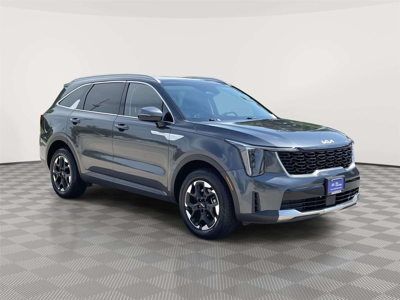 Vehicle photo 5