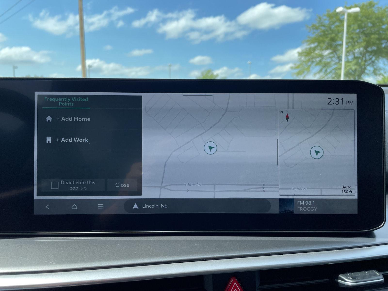 Vehicle photo 26