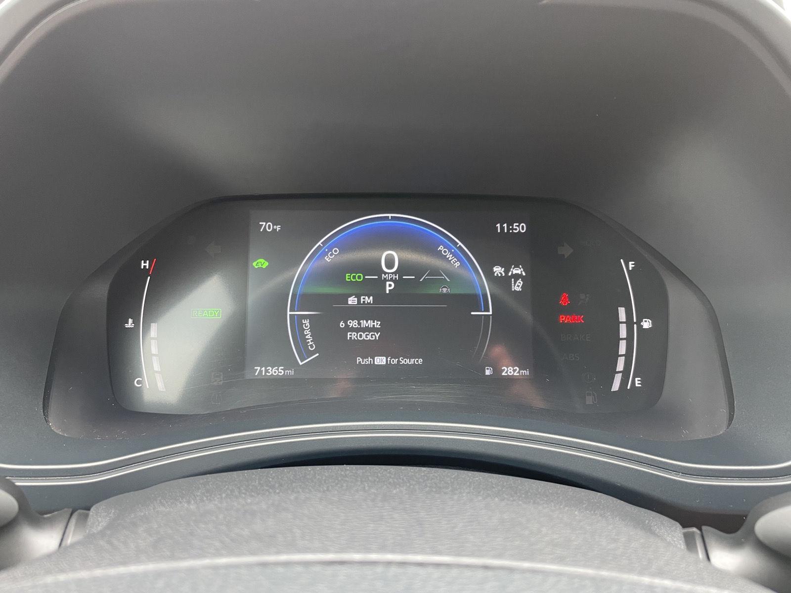 Vehicle photo 15