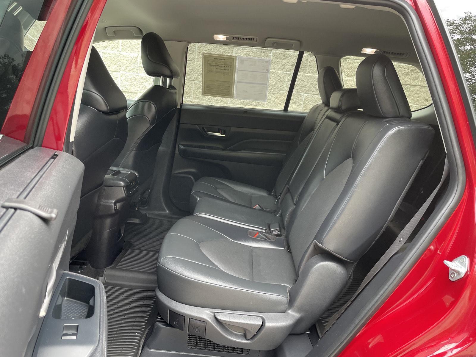 Vehicle photo 20