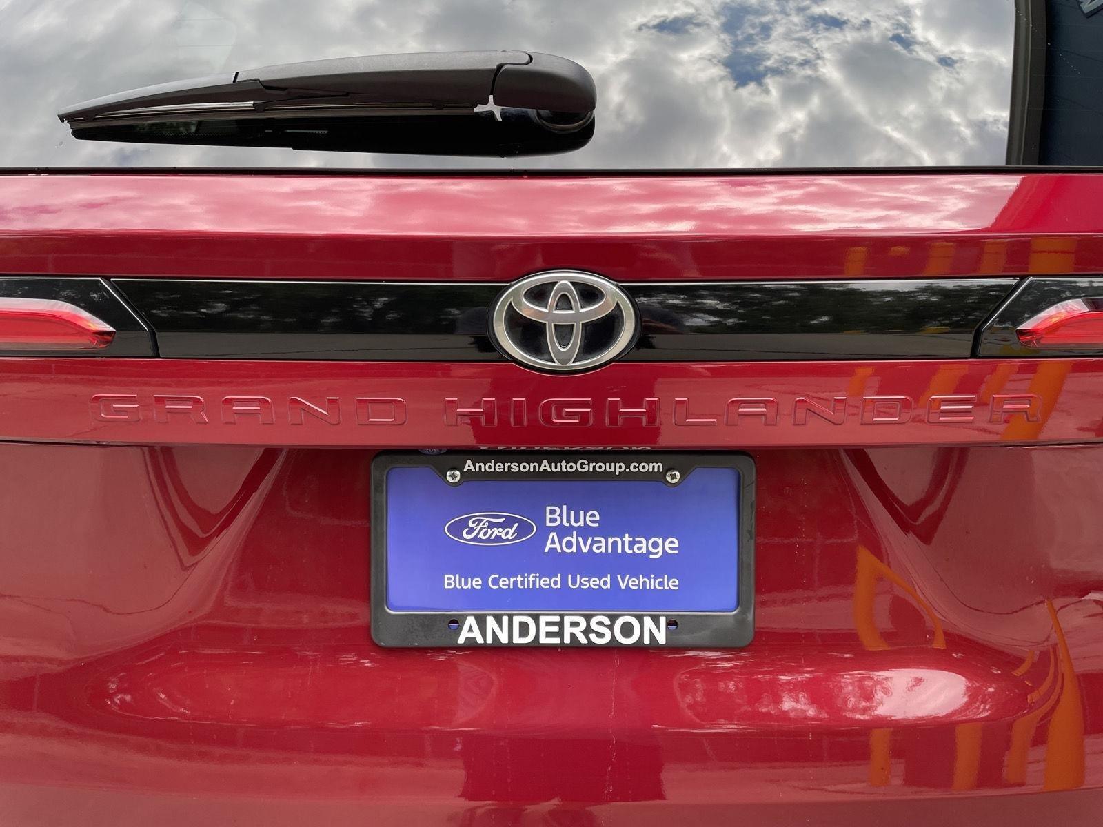 Vehicle photo 38