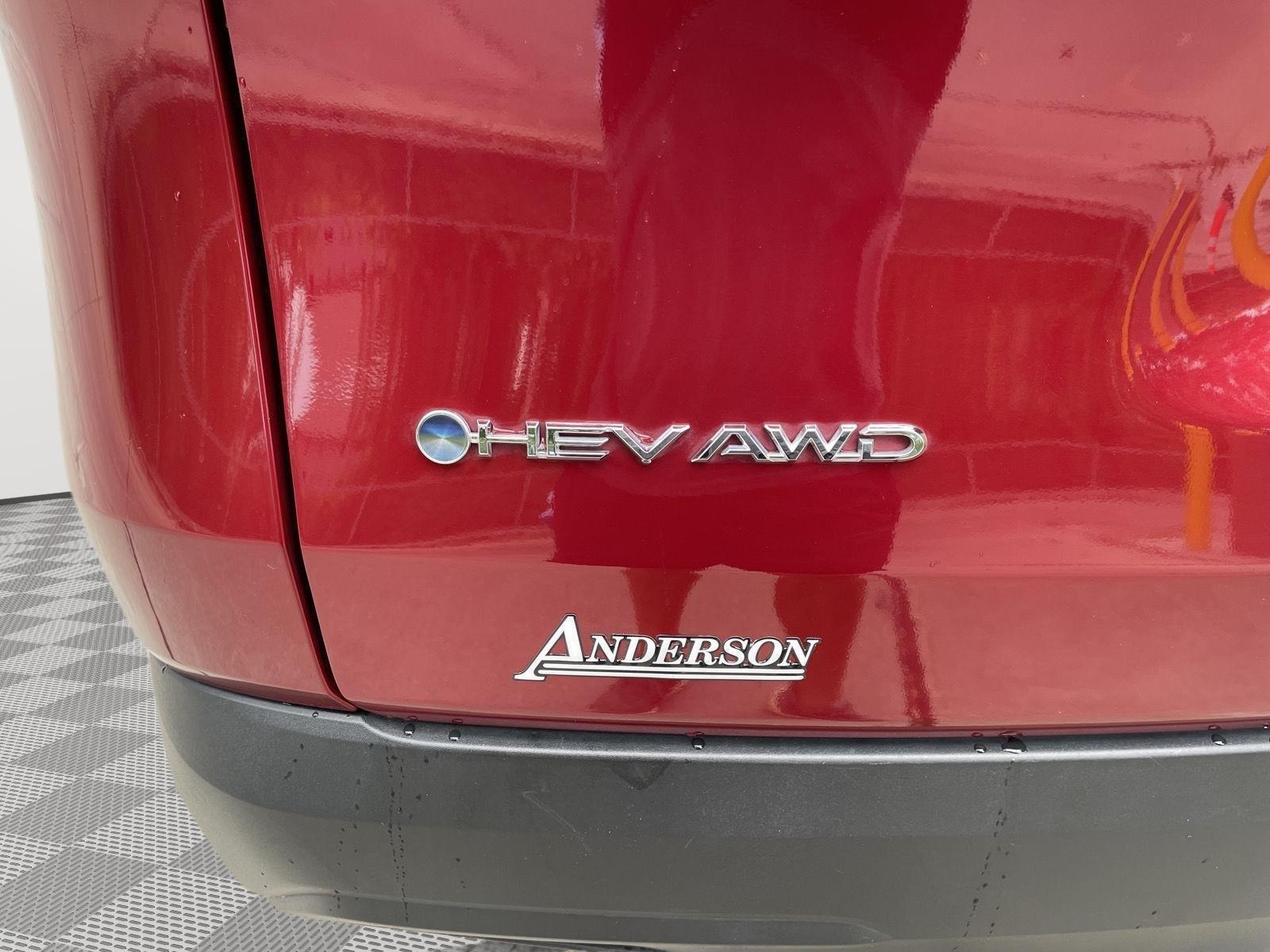 Vehicle photo 40