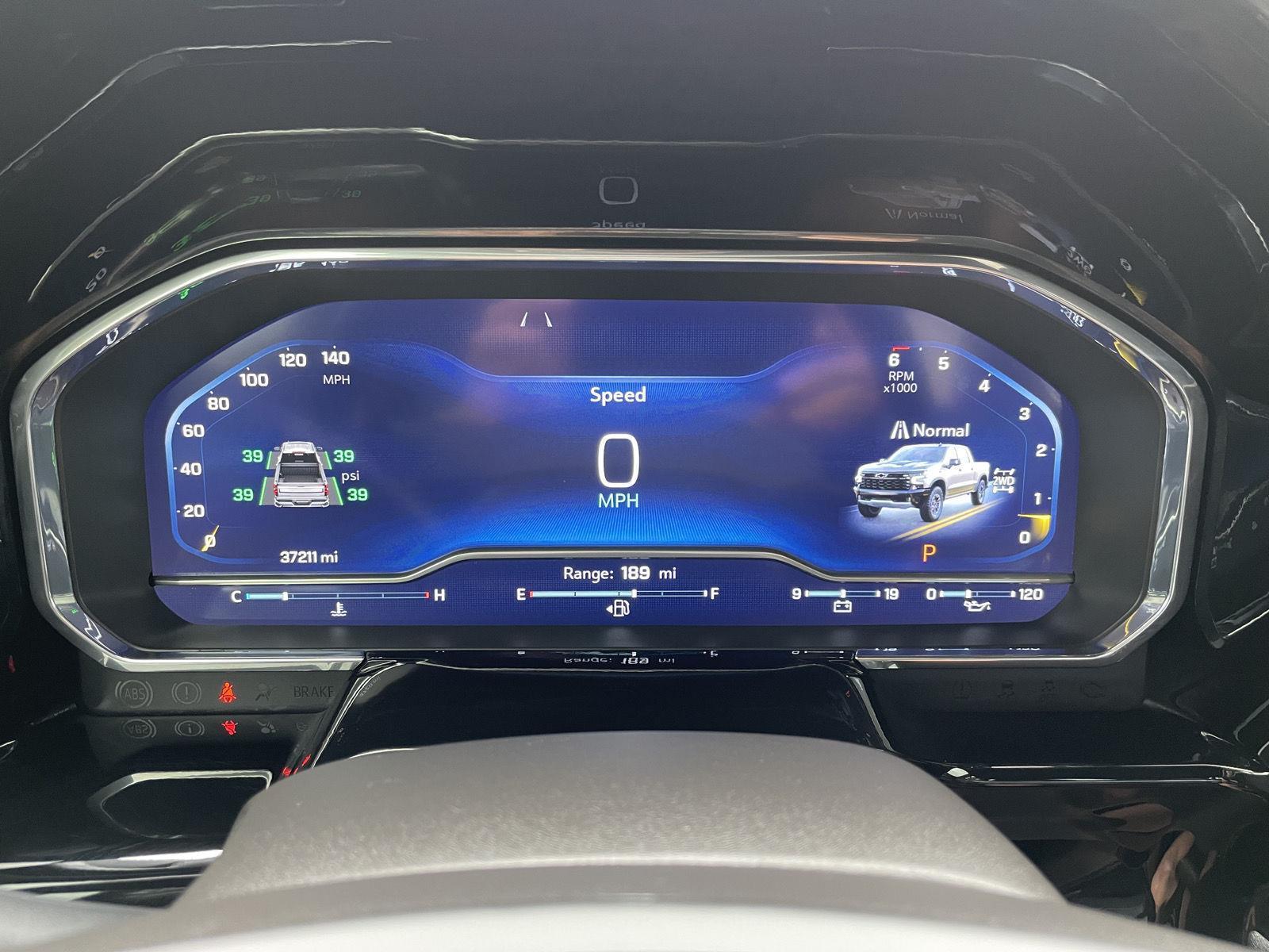 Vehicle photo 15