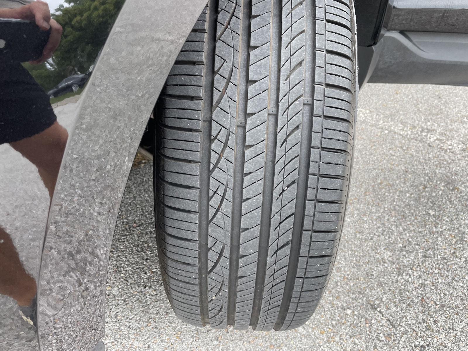 Vehicle photo 11