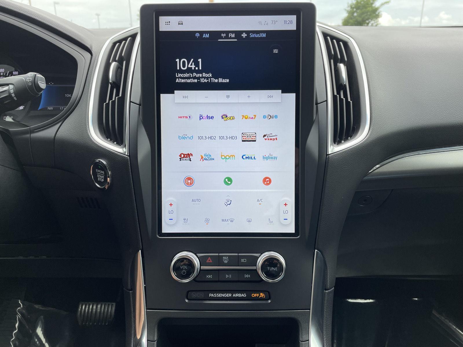 Vehicle photo 22