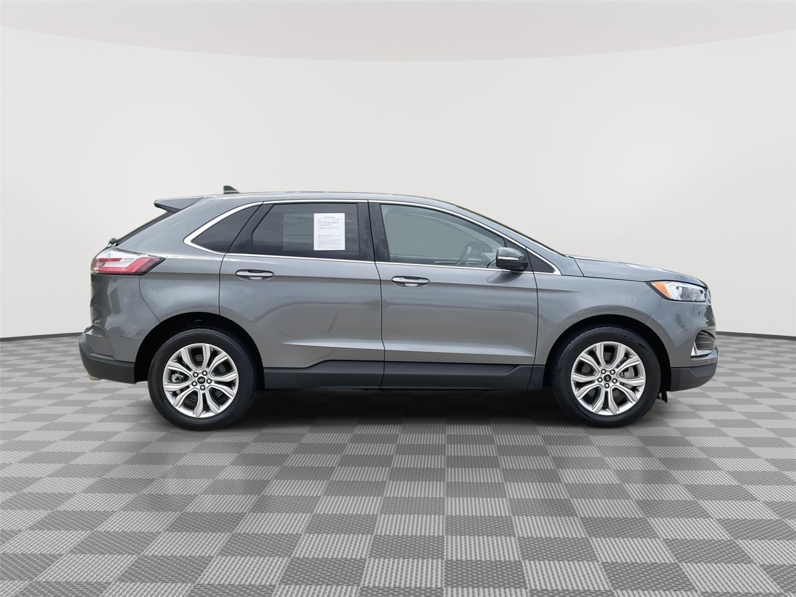 2024 Ford Edge Titanium - Photo 6