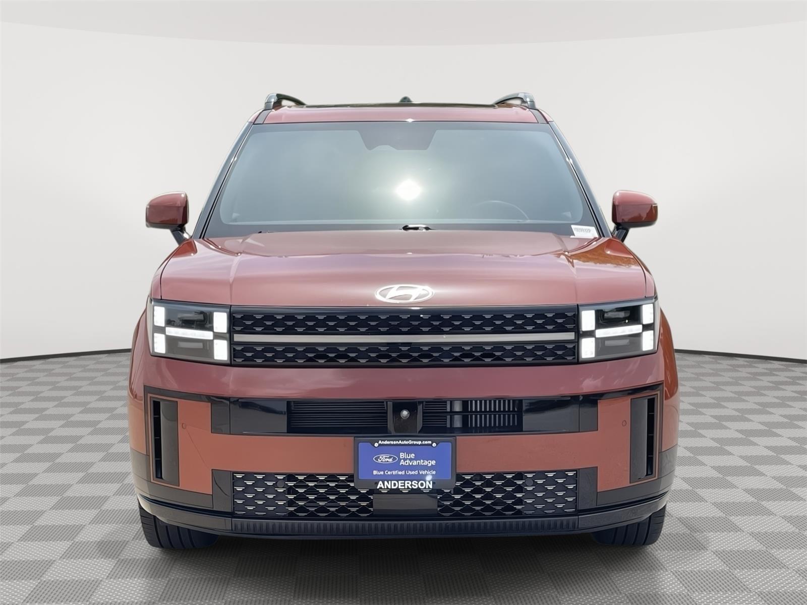 Vehicle photo 4