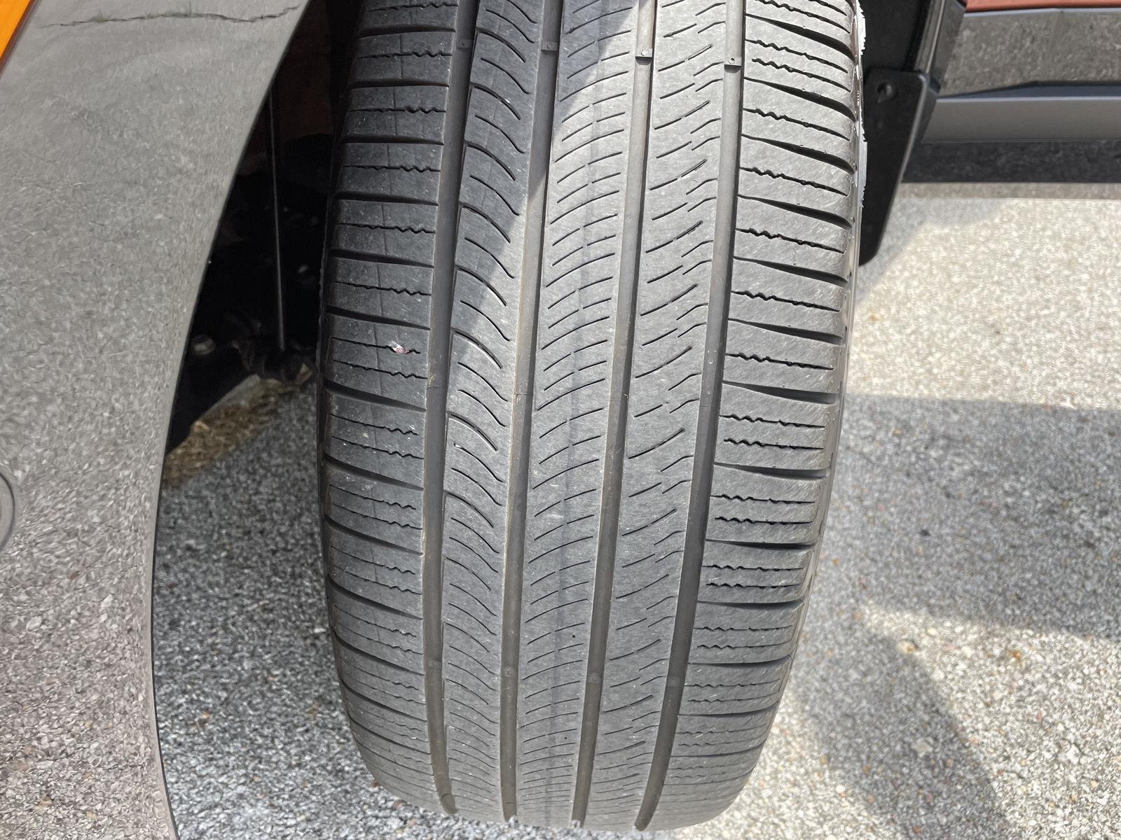 Vehicle photo 11