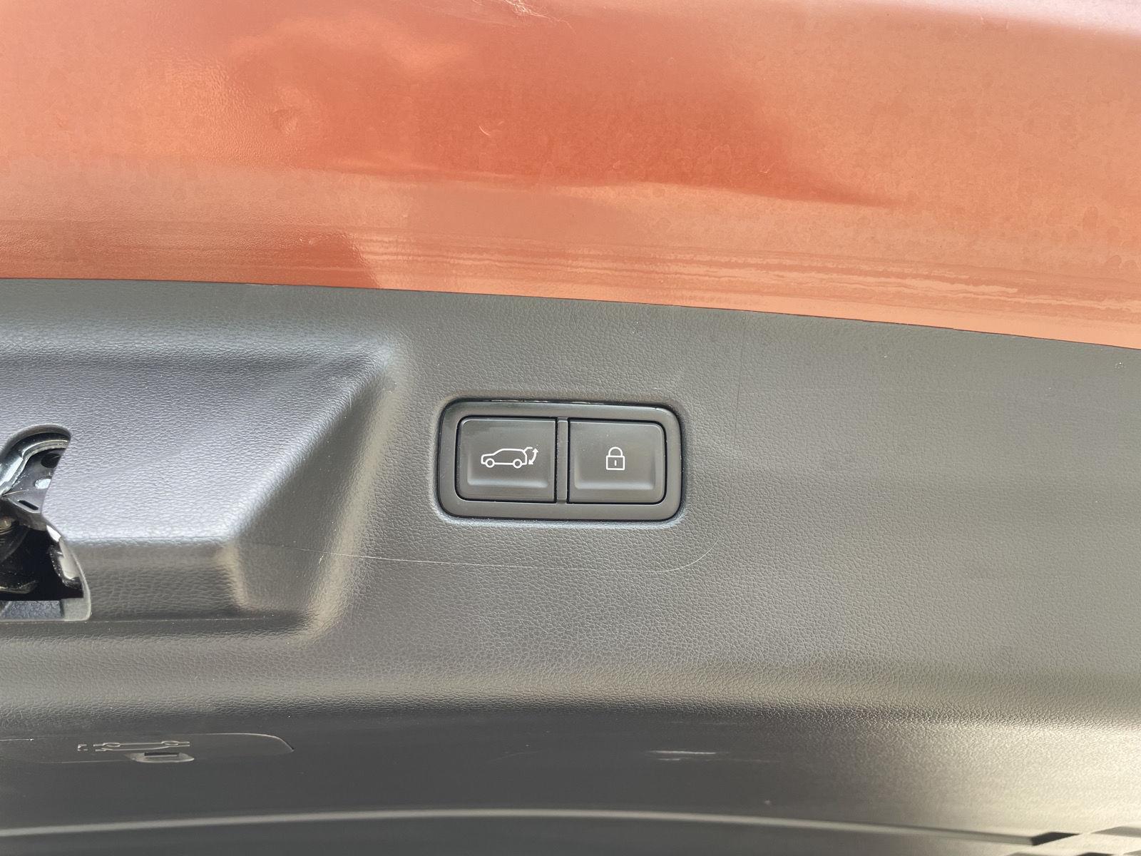 Vehicle photo 39