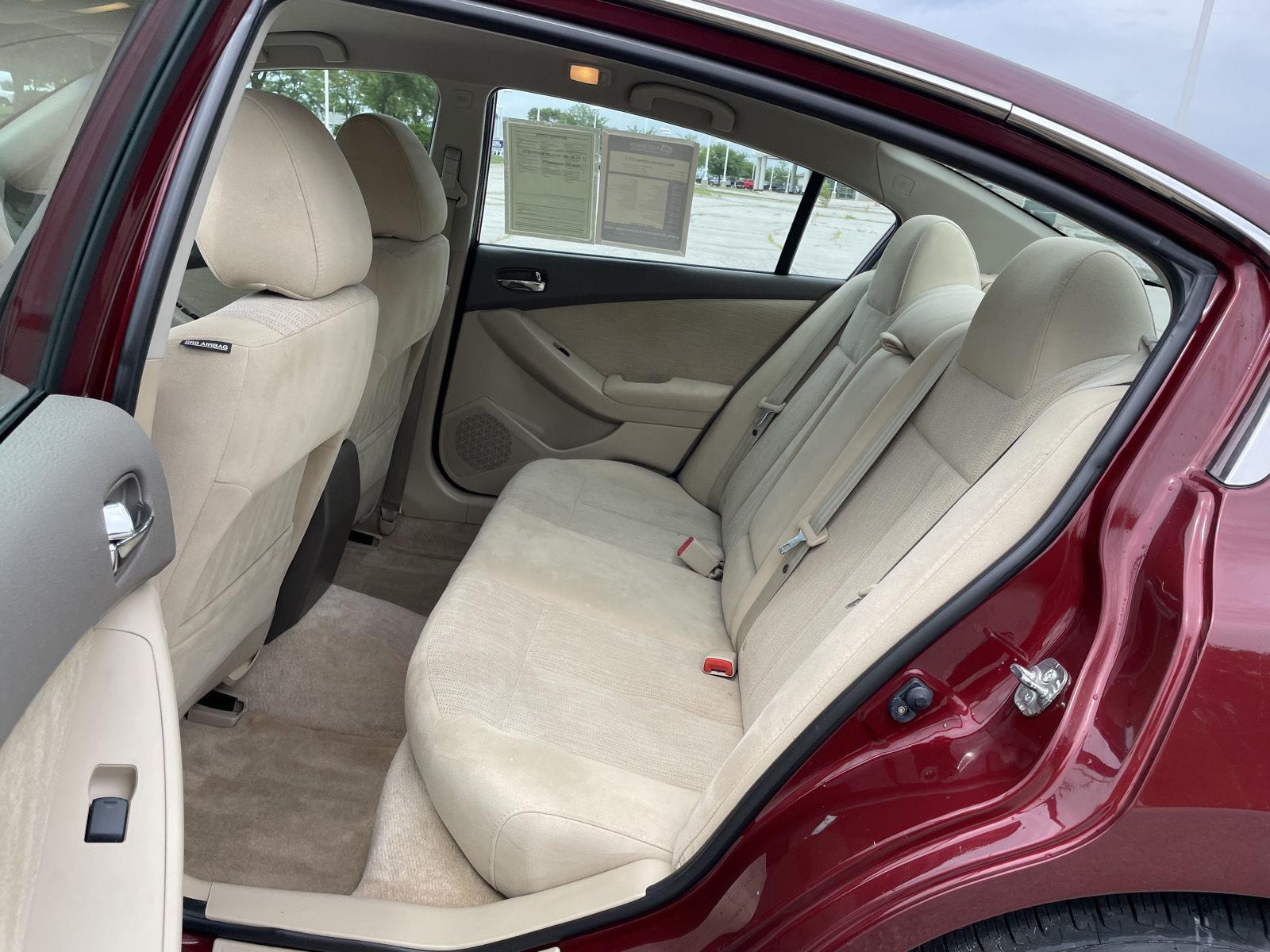 Vehicle photo 20