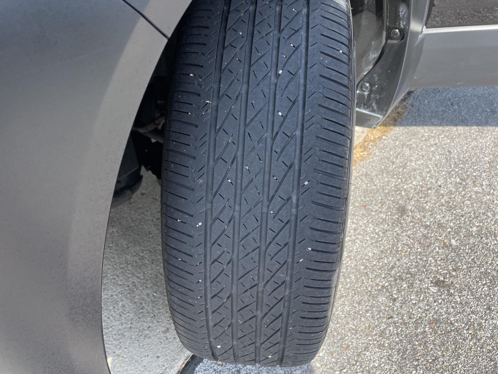 Vehicle photo 11