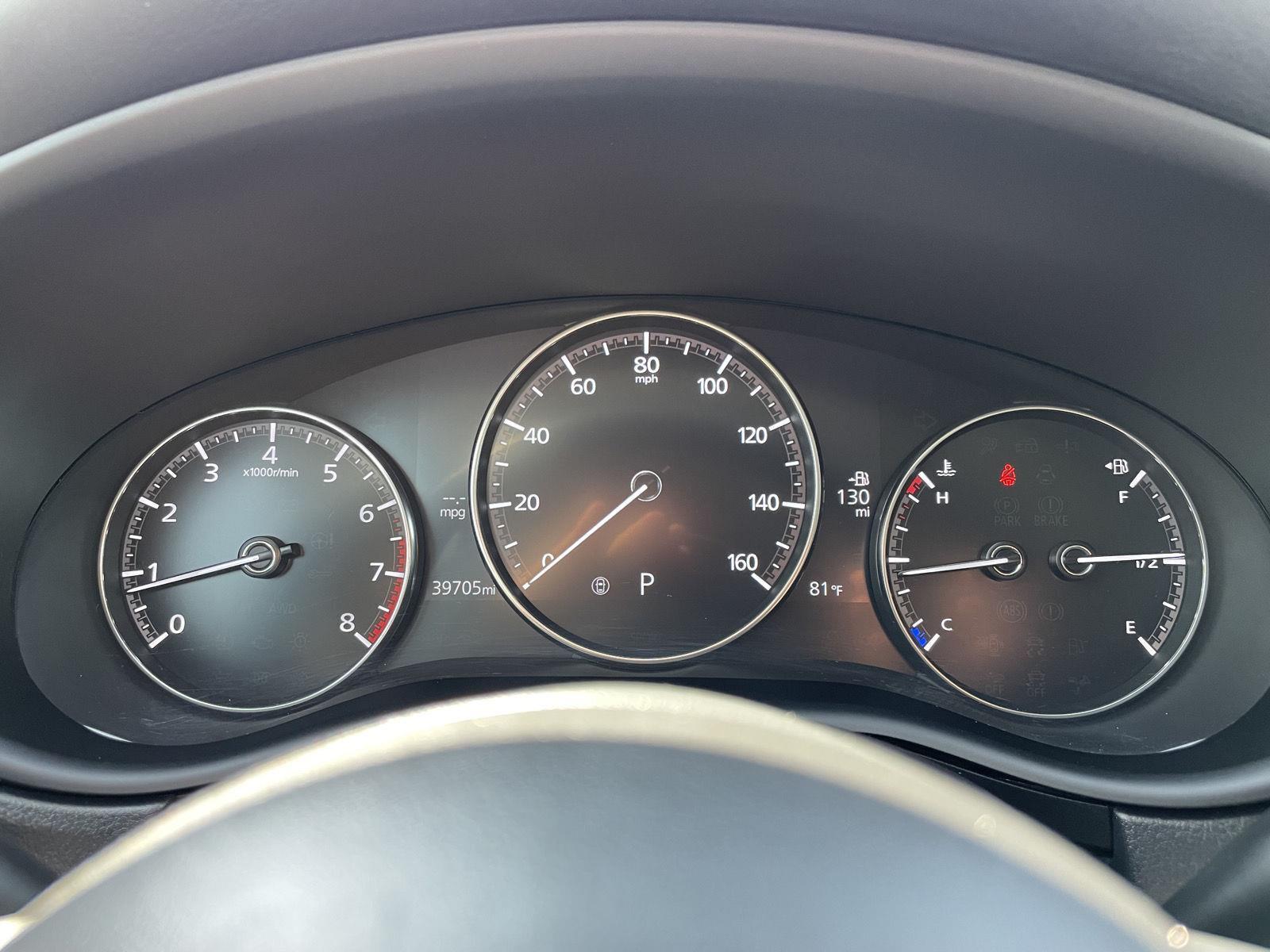 Vehicle photo 15