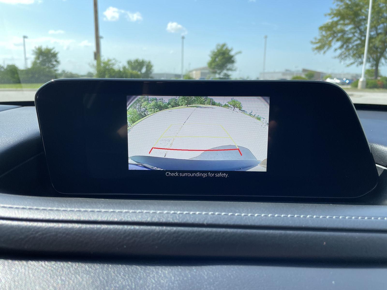 Vehicle photo 22