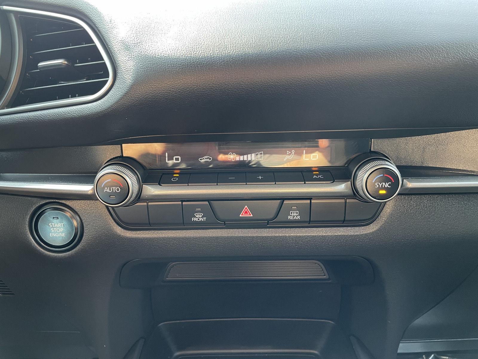 Vehicle photo 25