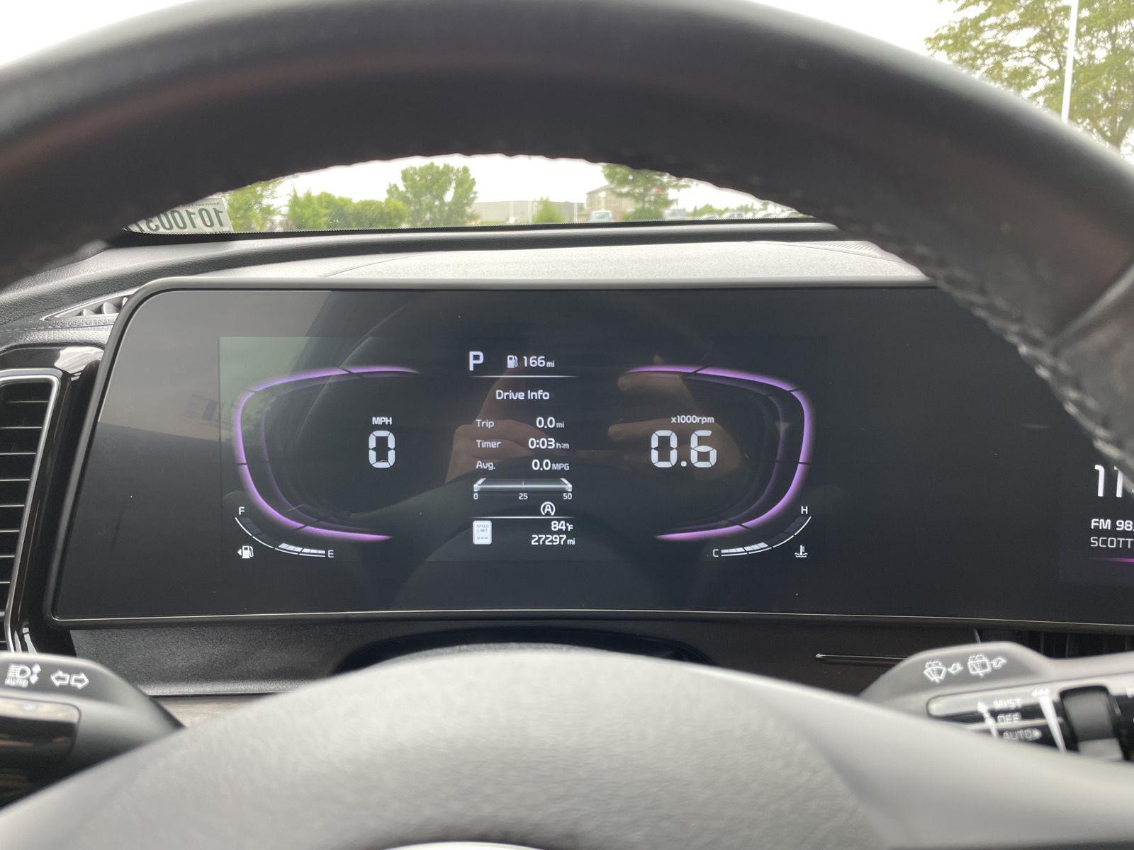 Vehicle photo 15