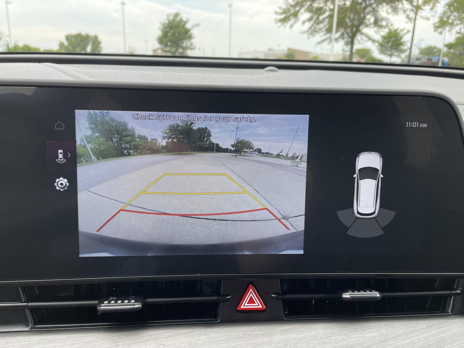 Vehicle photo 31