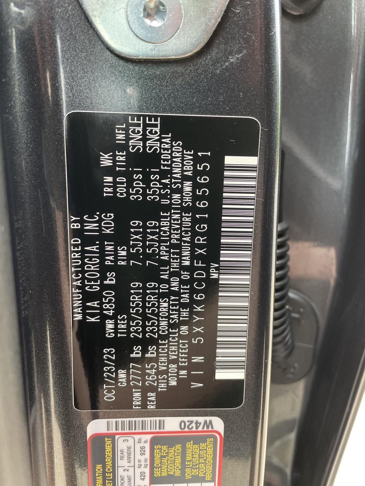 Vehicle photo 33