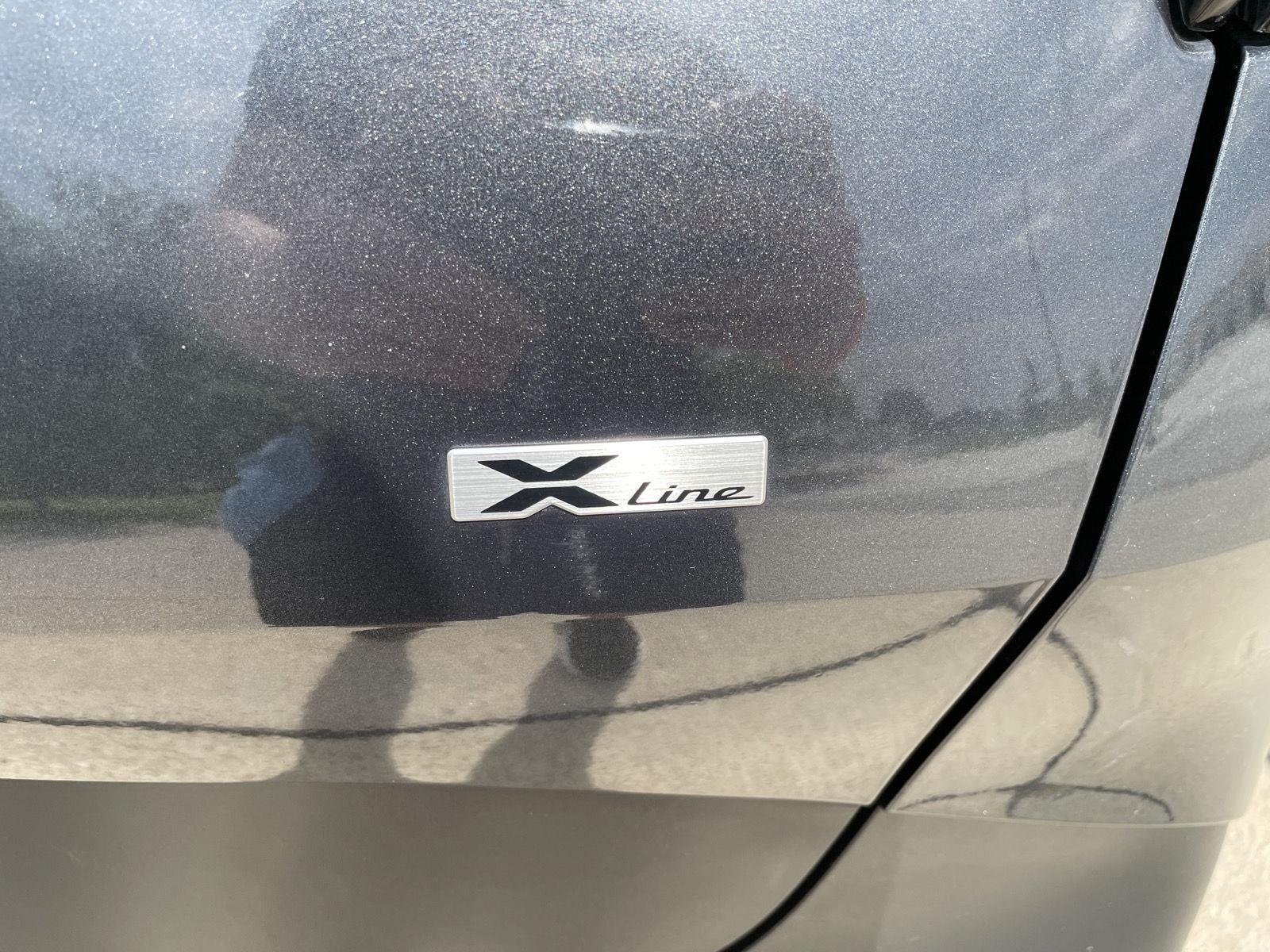 Vehicle photo 38