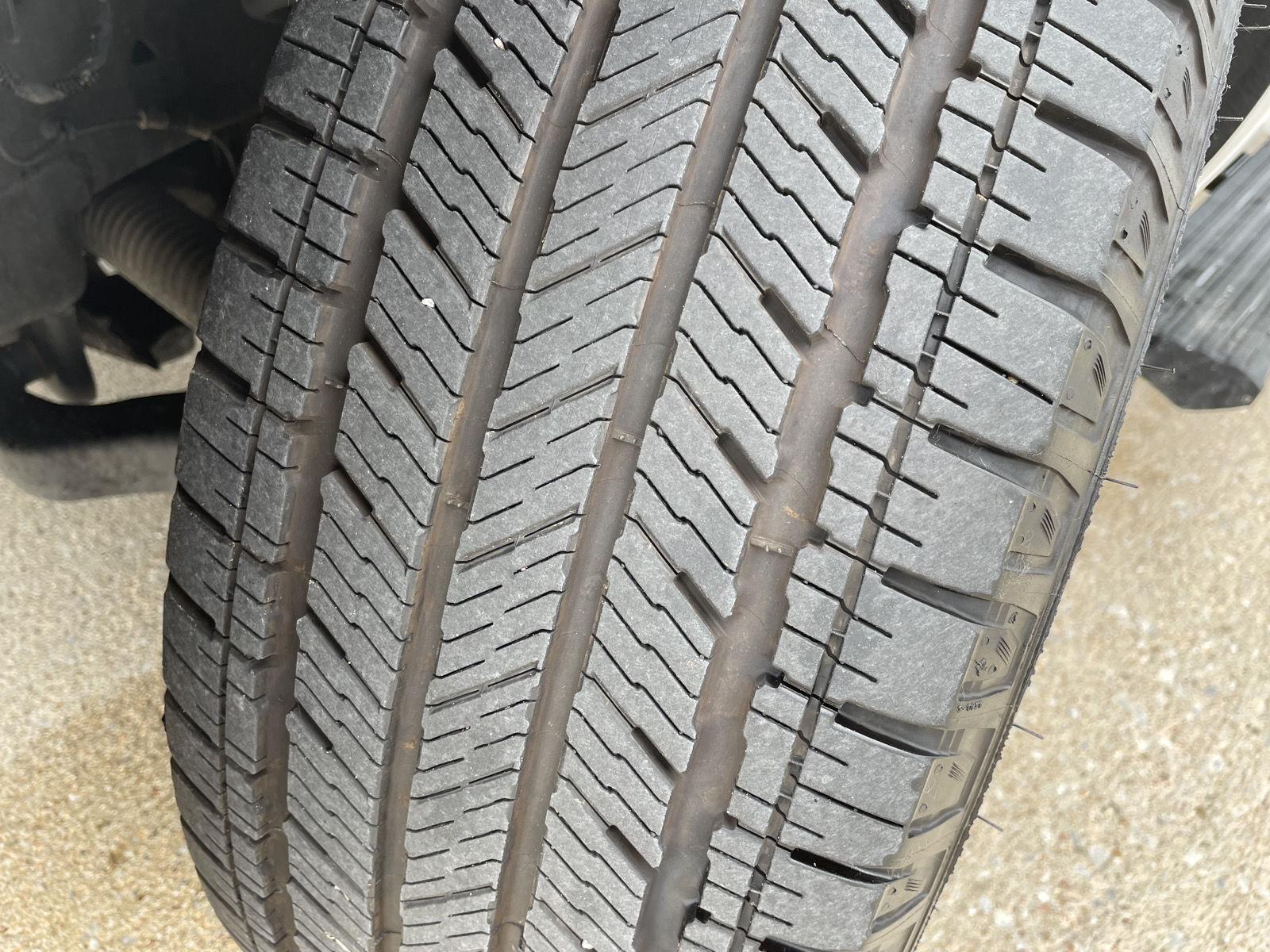 Vehicle photo 11