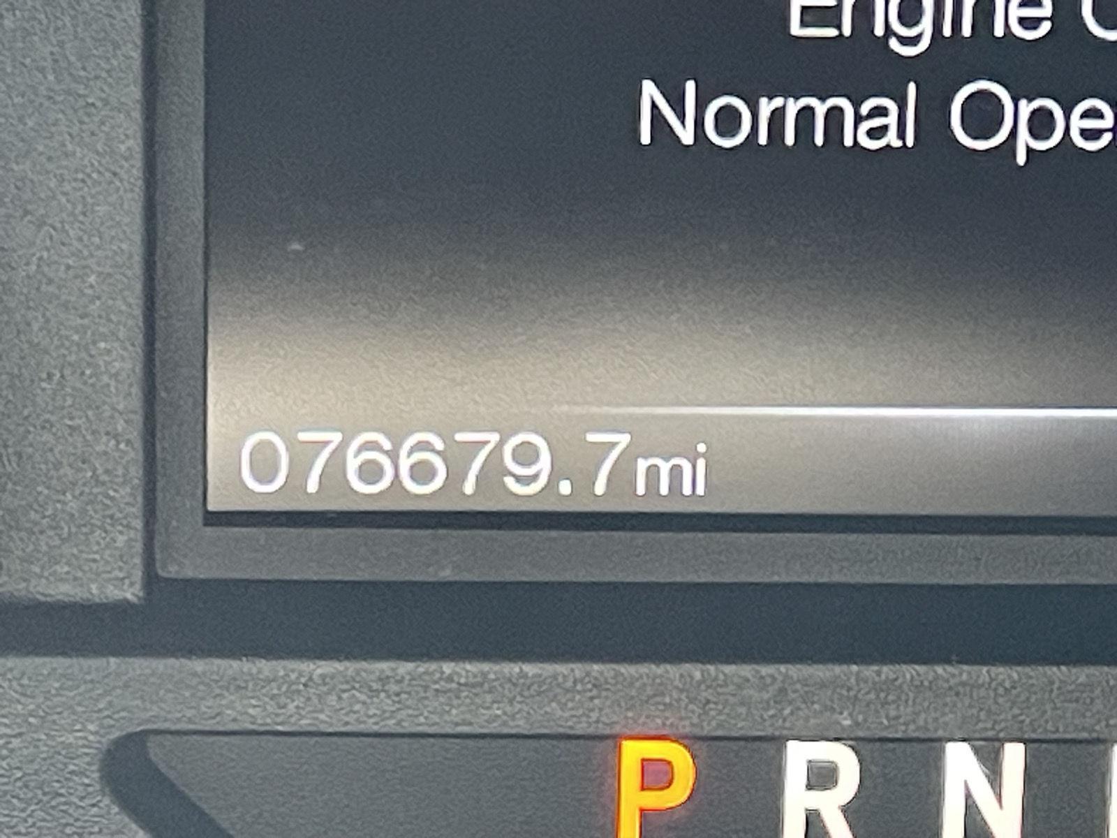 Vehicle photo 3