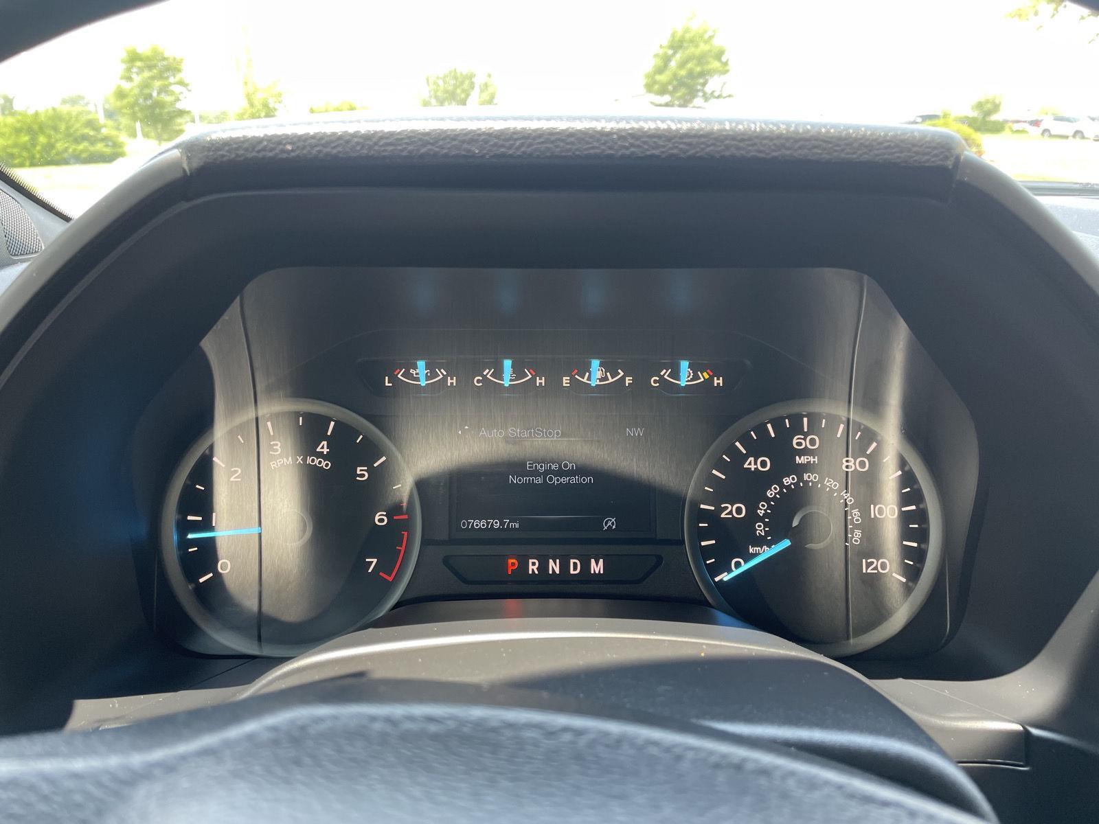 Vehicle photo 15