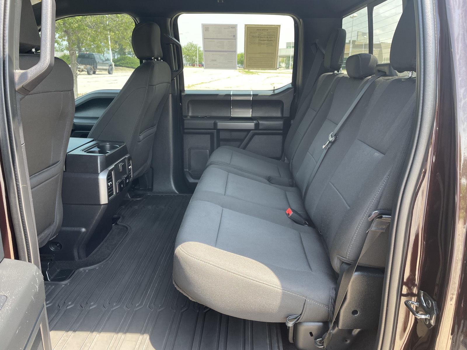 Vehicle photo 20